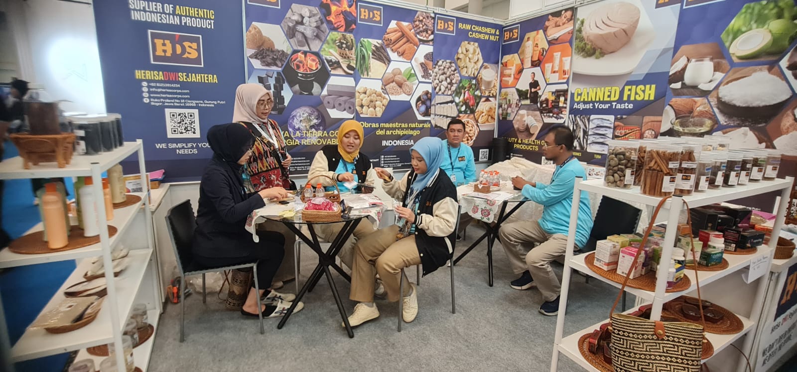 Our team @ TeI 2025.jpg